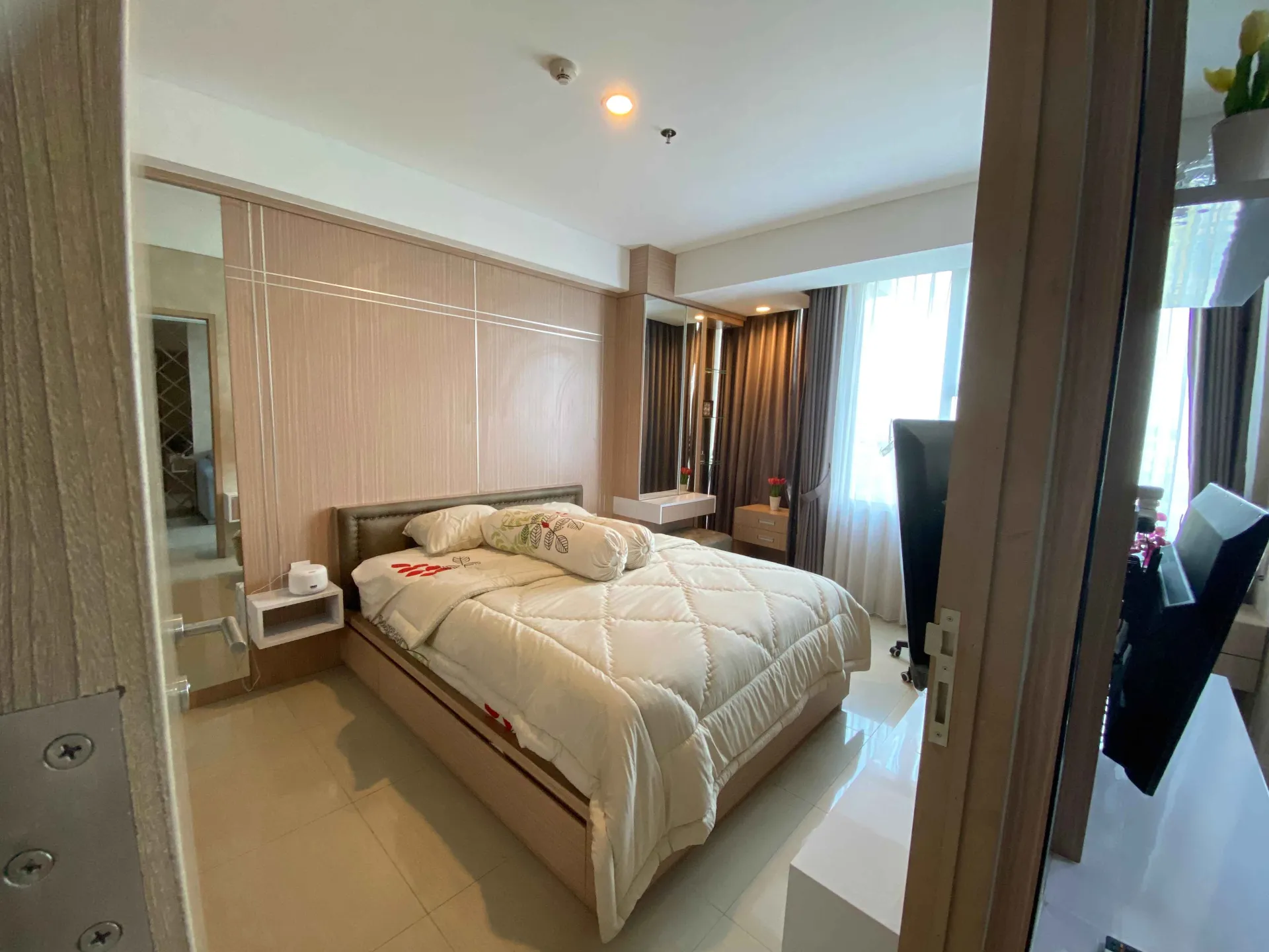 2-BR